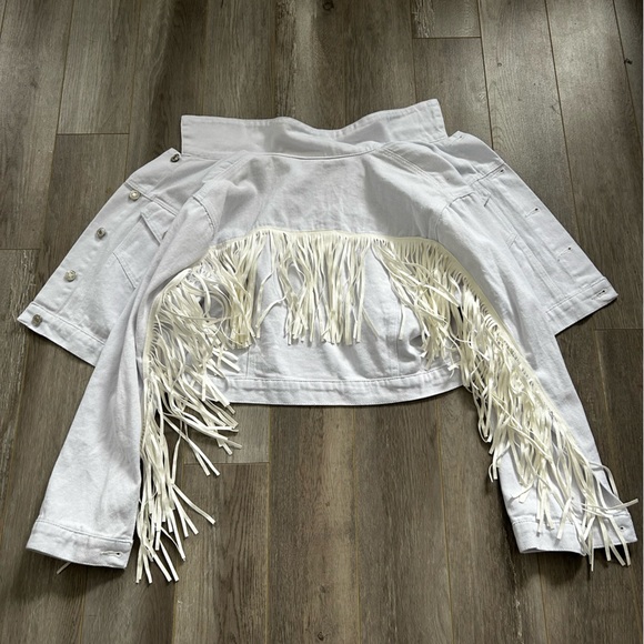 🤍 White fringe Jean jacket size:M - Picture 3 of 7